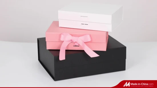 Cartón plegable Cosméticos Maquillaje Joyas Ropa Caja de embalaje de regalo de papel magnético para reloj Banquete de boda Festival Empaquetado de regalo con cinta